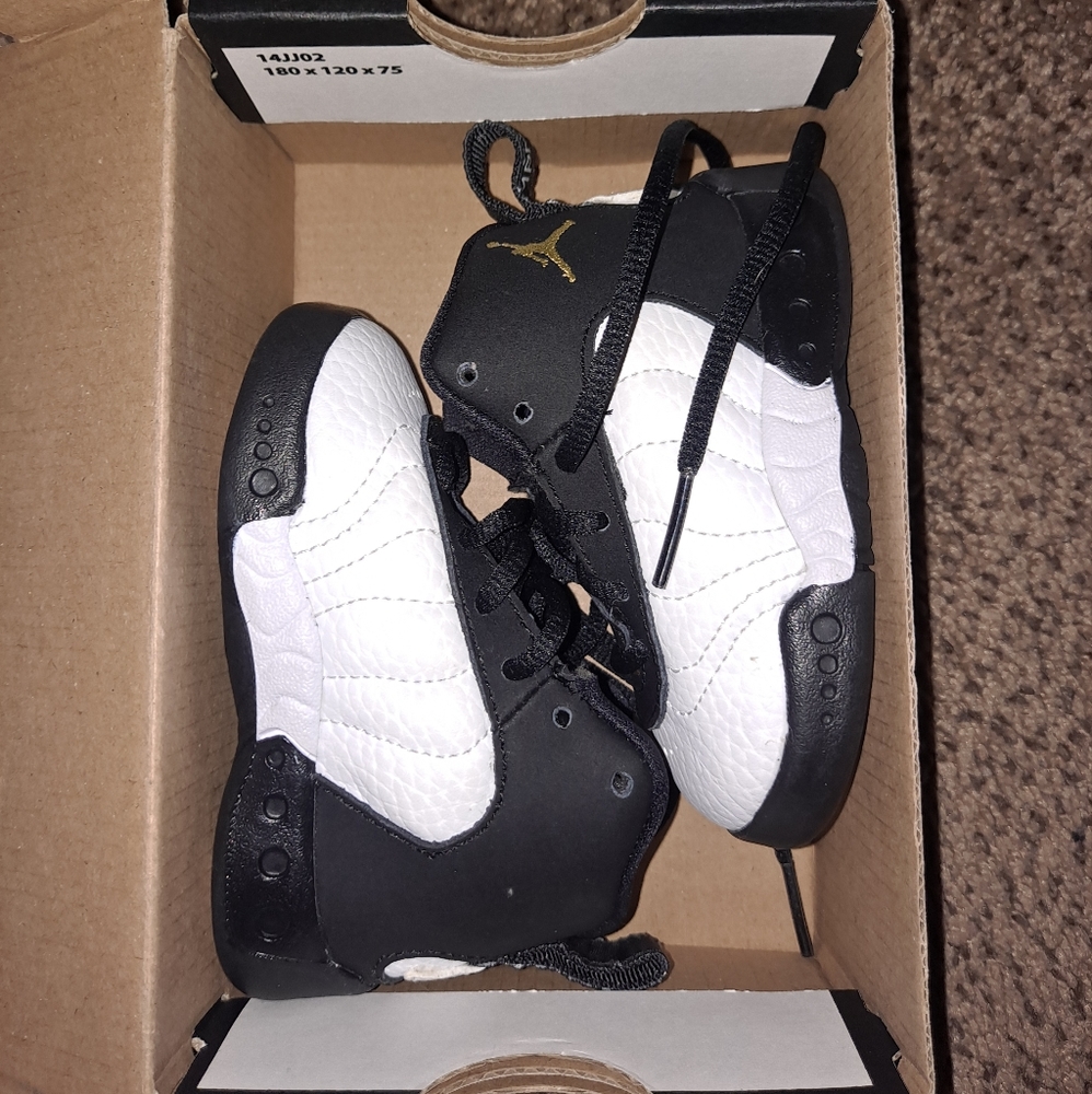 Never worn Jordan's